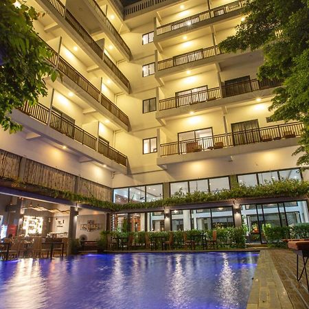 Daco Hotel Sziemreap Kültér fotó